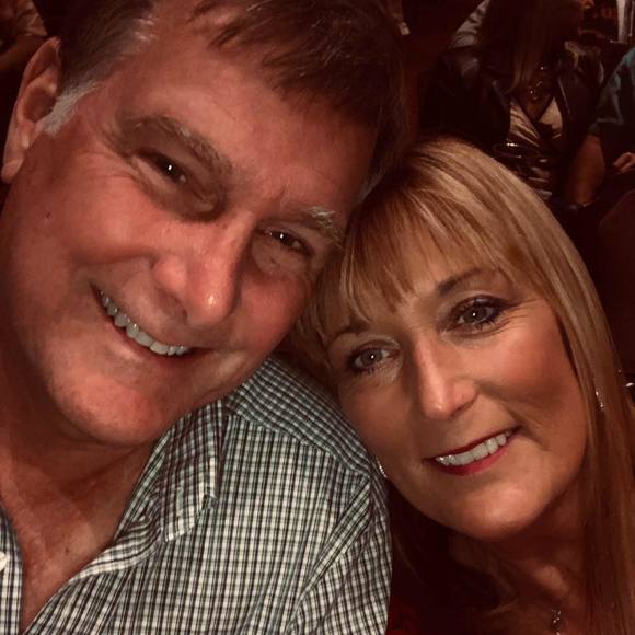 Meet your Posher, Vickie - Picture 1 of 1